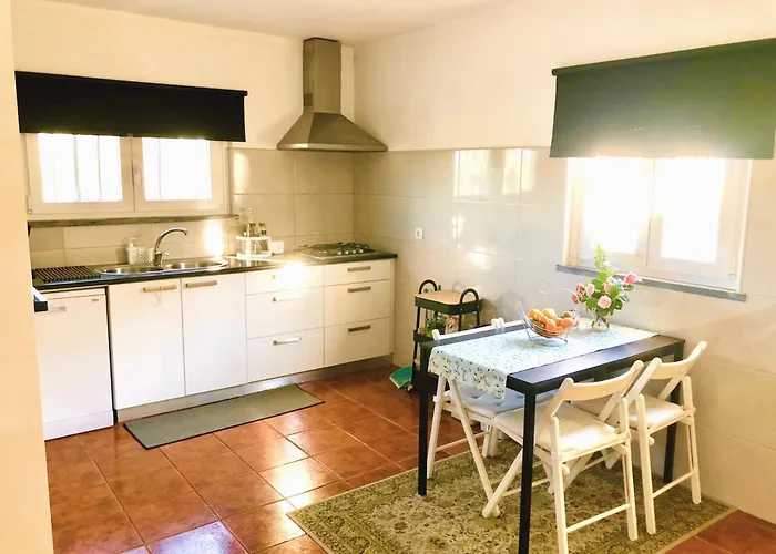 Sunset Chateau -piscina Aquecida, Vista Mar 別荘 アトウギア・ダ・バレイア