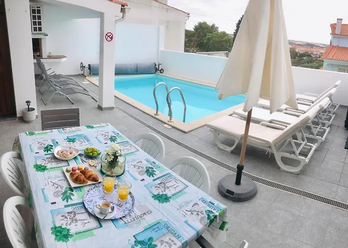 Sunset Chateau -piscina Aquecida, Vista Mar 別荘 アトウギア・ダ・バレイア